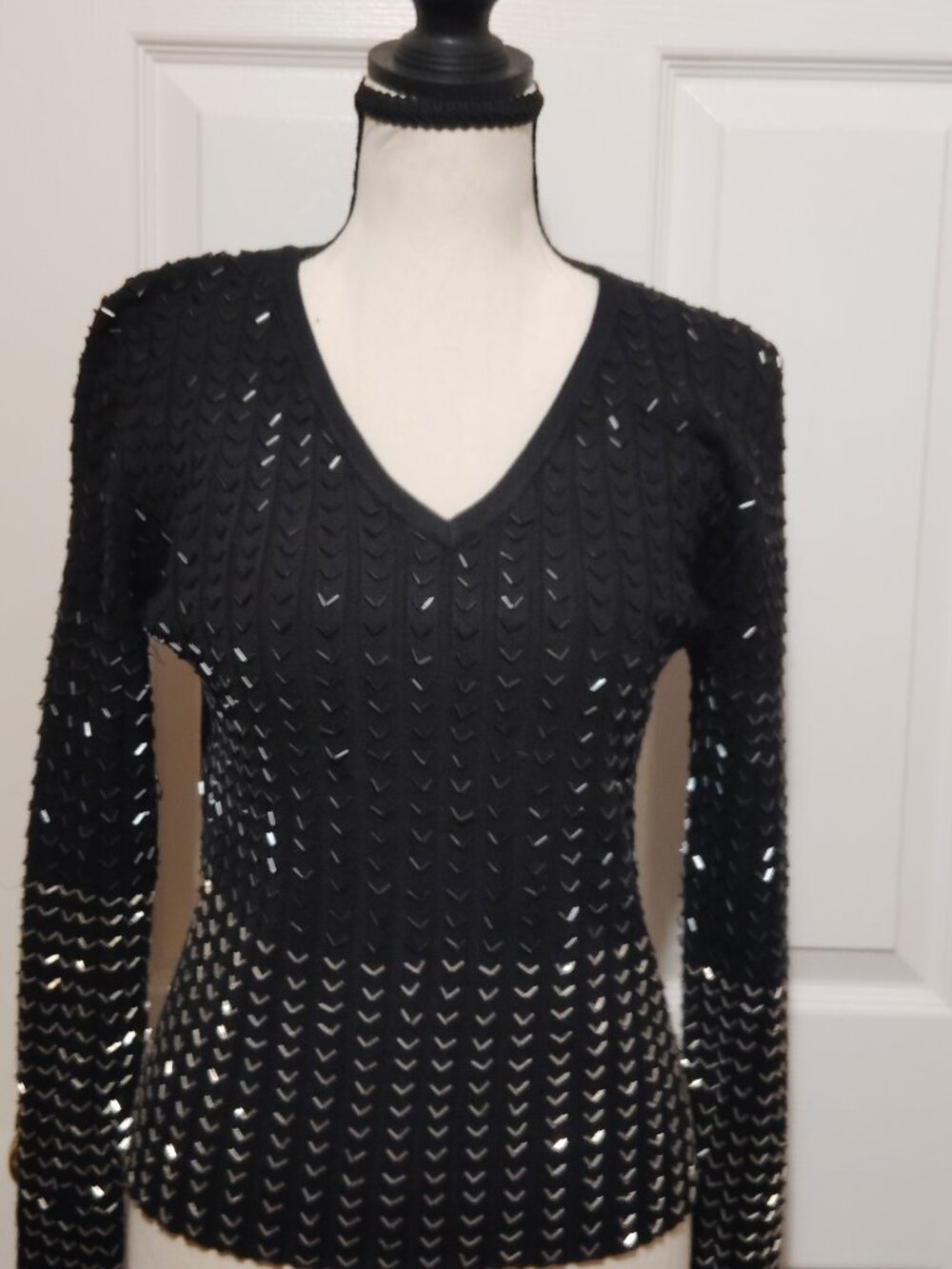 Belldini women's Black sequin Party top Knit Sweater Size medium v neck